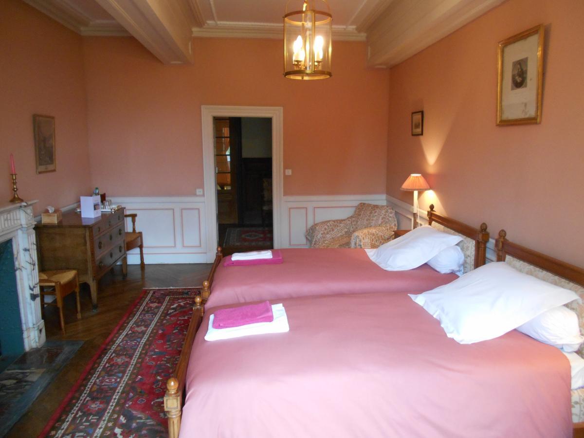 Couette-café Le Château D'ailly Parigny (Loire)